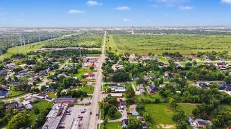 Preview of Retail space for Sale at 1614 Holland Avenue