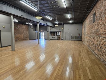 Preview of commercial space at 726 Bank St NE