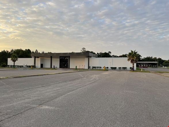 Preview of Retail space for Rent at 2001 E Pass Rd