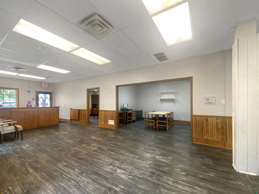 613 Main St Lombard