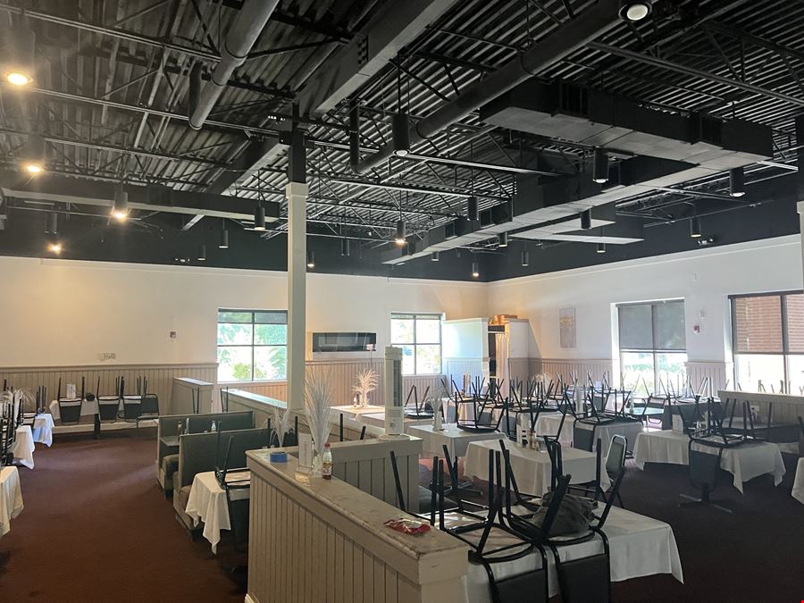 +/-5,192 SF Restaurant - Stonecrest Mall - REO