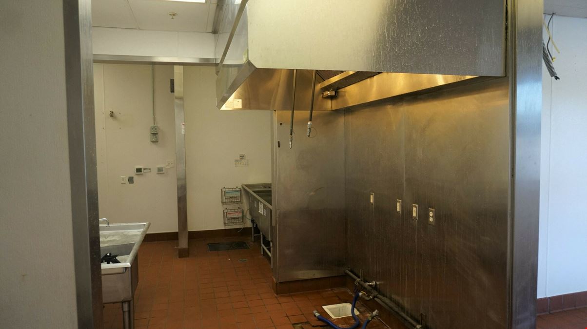 Alpine Plaza East Restaurant Space