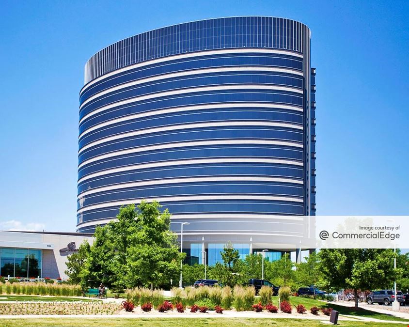 RE/MAX Plaza