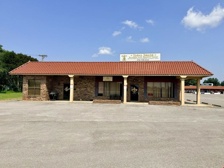 Villa Shopping Center