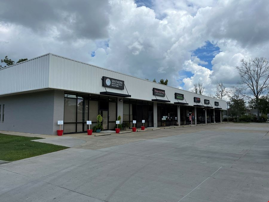 Retail Site Northwest Quadrant Hwy 22 & N Causeway