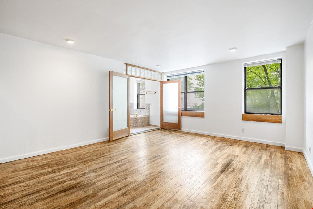 424 West 49th