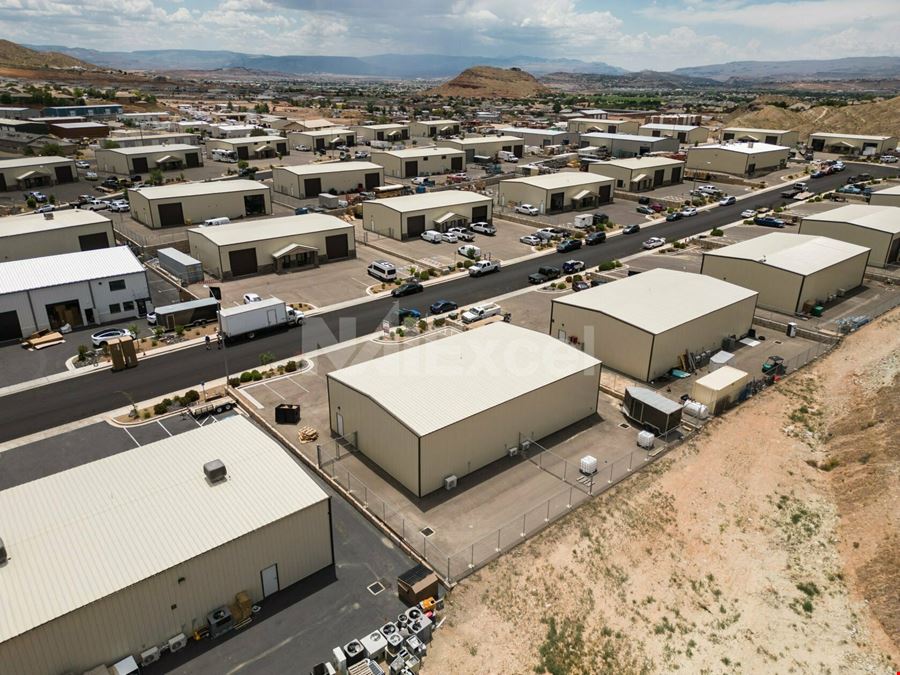 Office/Warehouse in White Sage