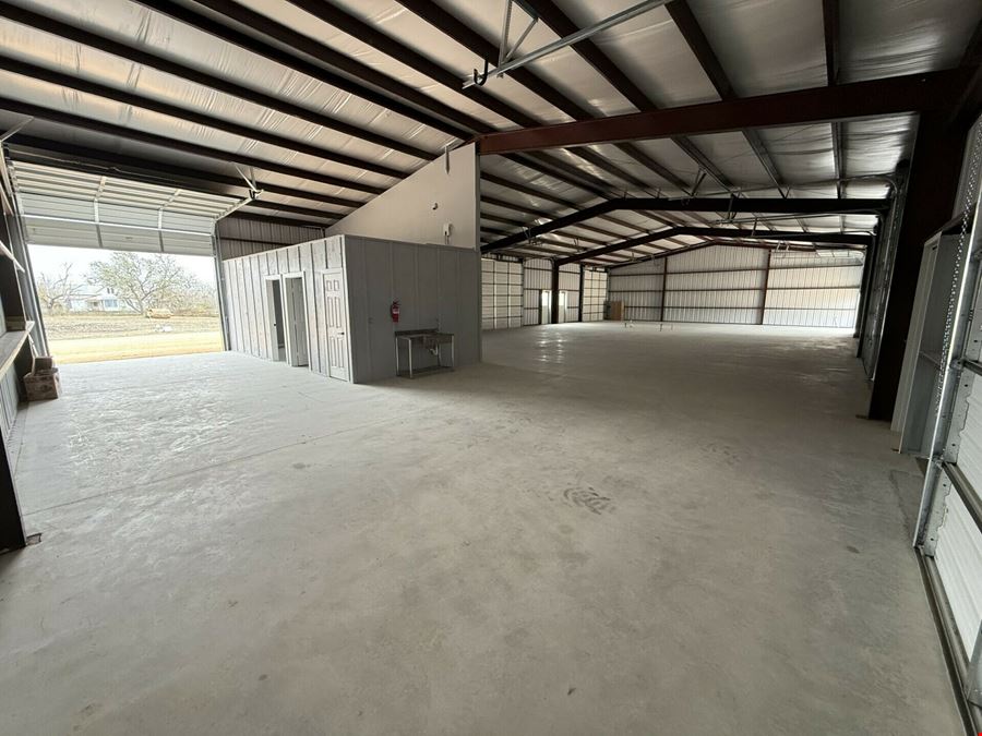 3782 FM 725 Office Warehouse