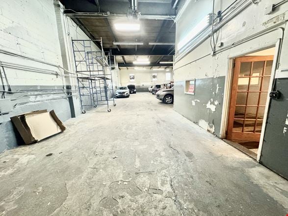 Preview of Industrial space for Rent at 37-16 13th St