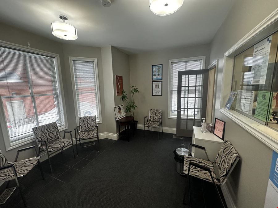464 Locust Street