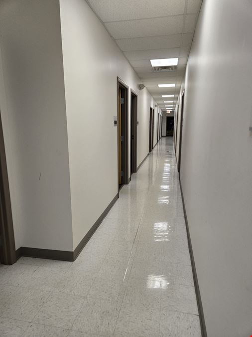 5,500+/- SF FORMER MEDICAL OFFICE SPACE