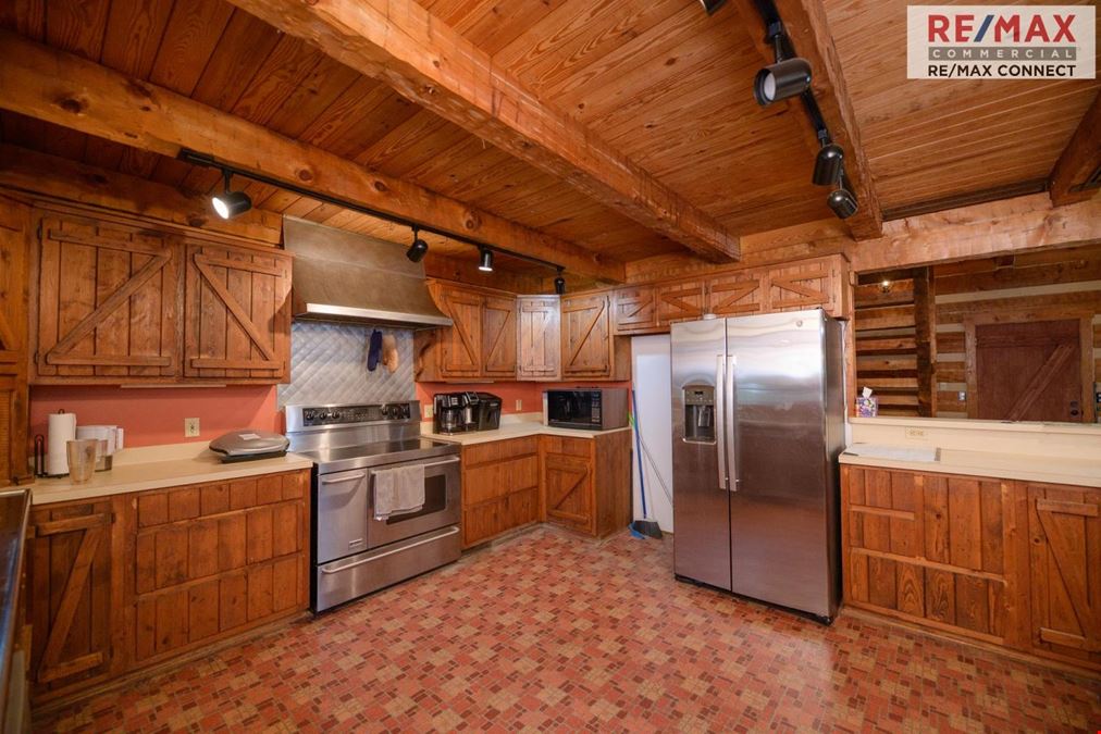 17466 Benns Church - Cottage Building Lease Listing