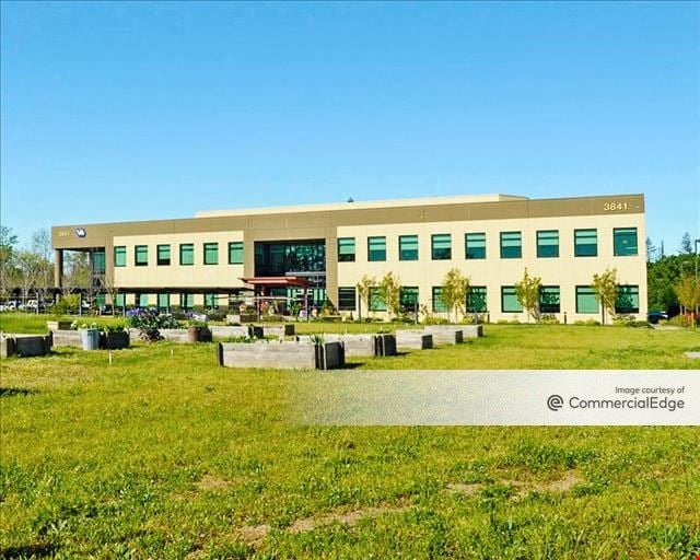 Harvest Business Center - 3843 Brickway Blvd