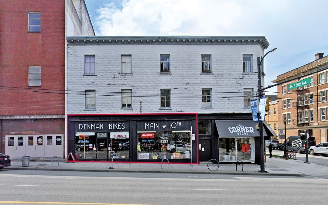 2607 Main Street