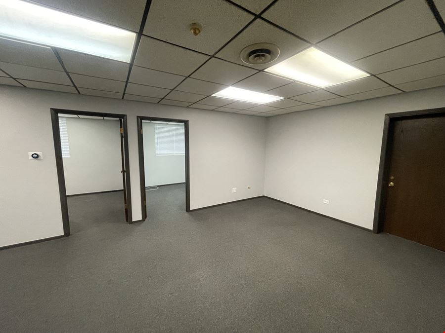 701 E Irving Park Rd