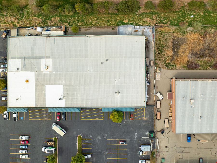 Flex Warehouse with Dedicated Yard
