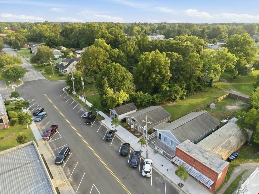 Freestanding Retail/Commercial | Downtown Burgaw
