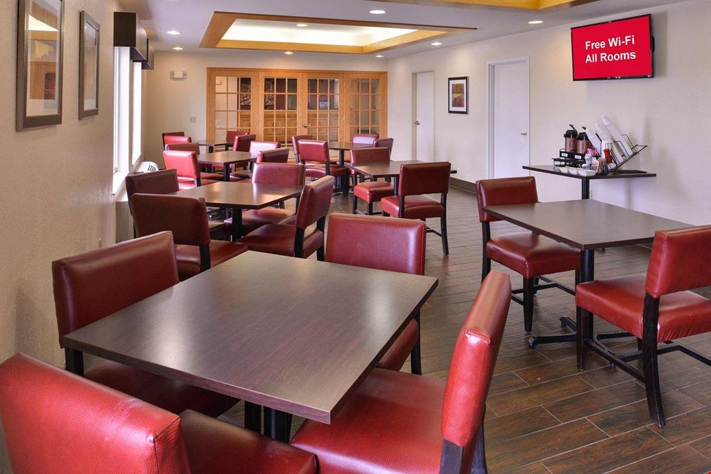 Red Roof Inn - Clyde, OH