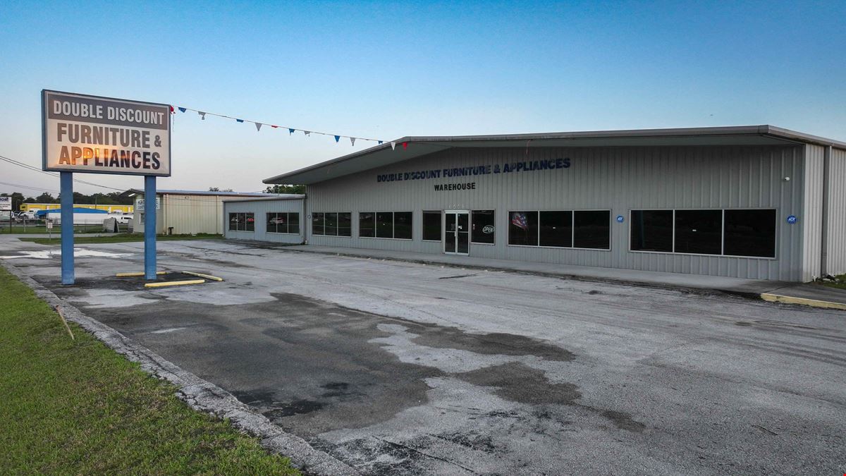 15,940 SF on 2.84 Acres Retail & Warehouse - US 92 Lakeland