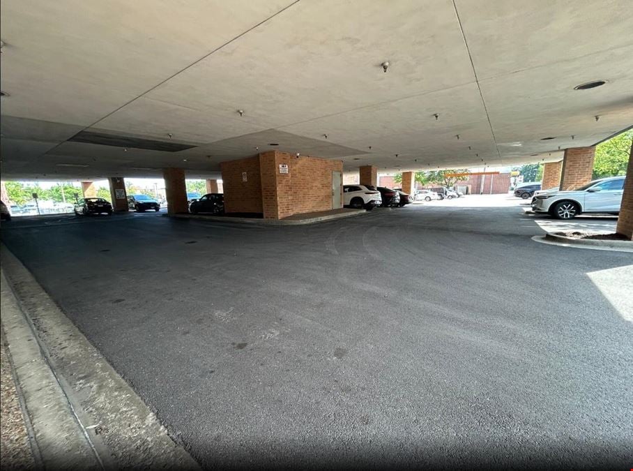 8831-8833 Gross Point Road