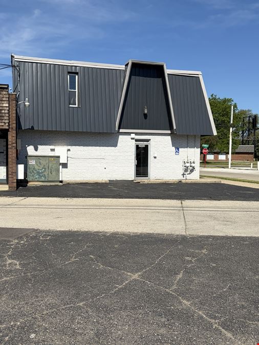Eastpointe - Single-Tenant Retail/Office Building