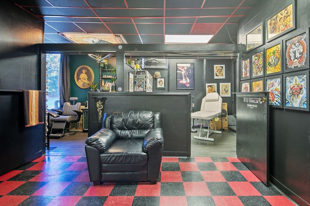 Former Tattoo Shop Site – Ideal for Owner-User