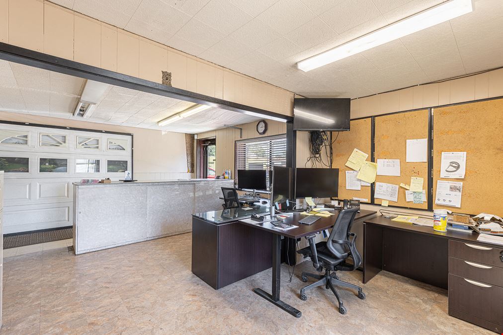 Versatile Industrial Property Near Hwy 101