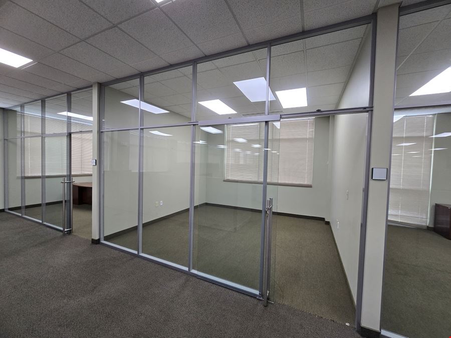 Courthouse Boulevard Professional Offices