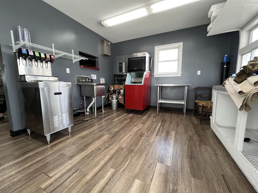 125 N Adrian St