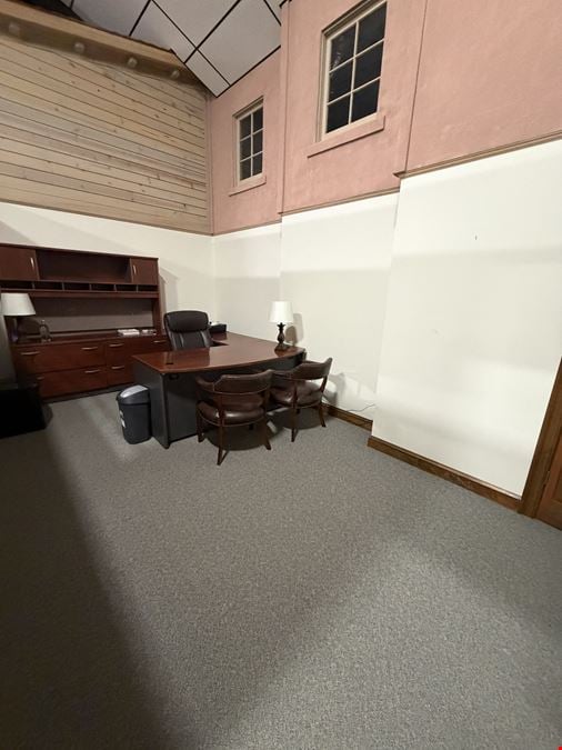 Multi Building Flex Property - Unique Opportunity!