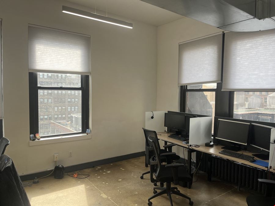 252 W 37th St