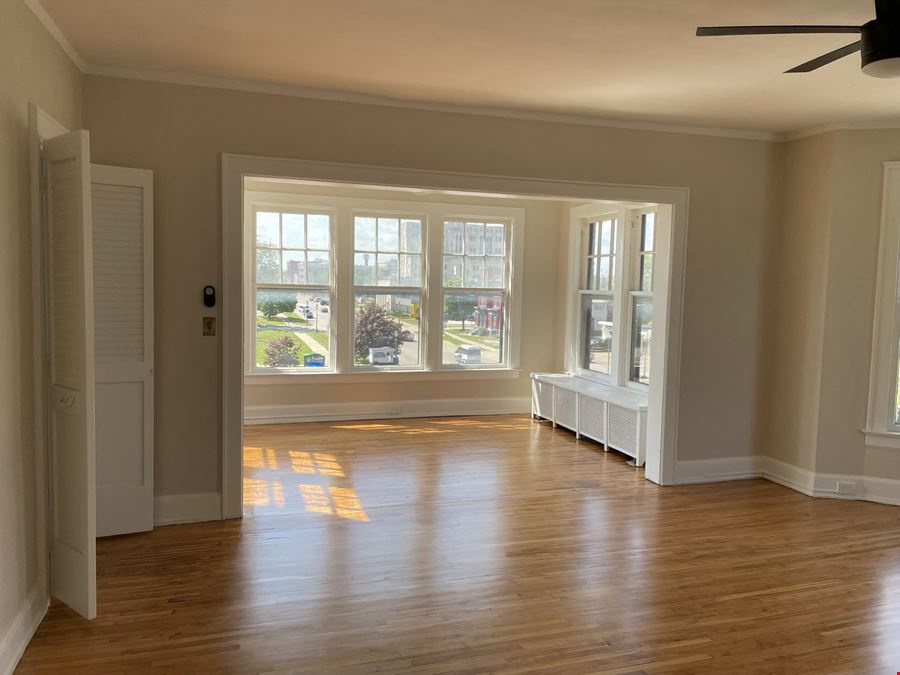 814 Center Avenue