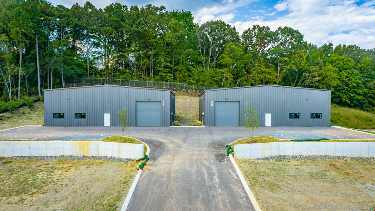 3906 Caine Ln - Sale