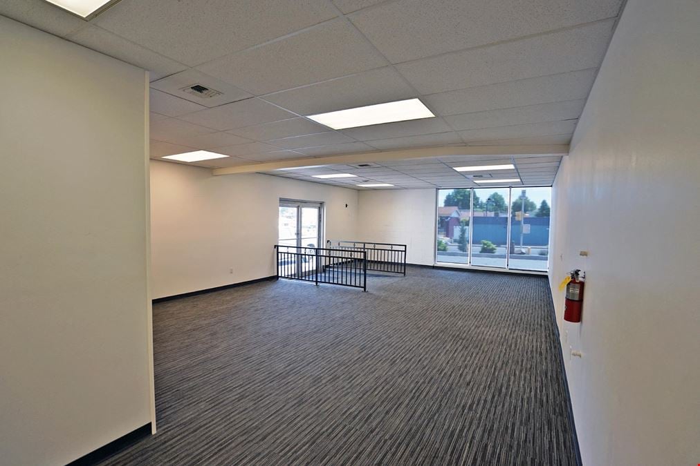North Park Retail Plaza - FLEX SPACE
