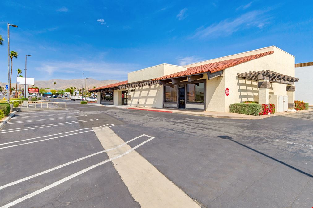 ±5,959 SF Drive-Thru Available