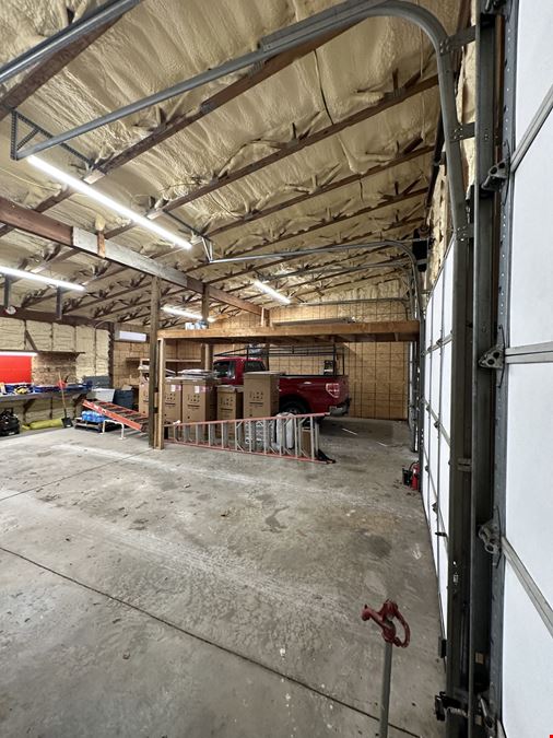 6452 E. State Highway 76, Kirbyville, MO: ±4,619 SF Office/Warehouse Building For Sale