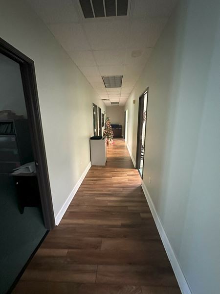 Preview of Office space for Rent at 306 E Randol Mill Rd
