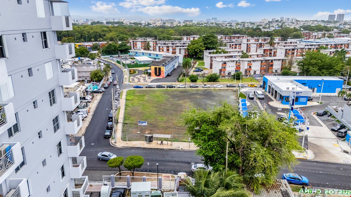 Prime High-Visibility Corner Land Lease Opportunity @ Isla Verde, San Juan