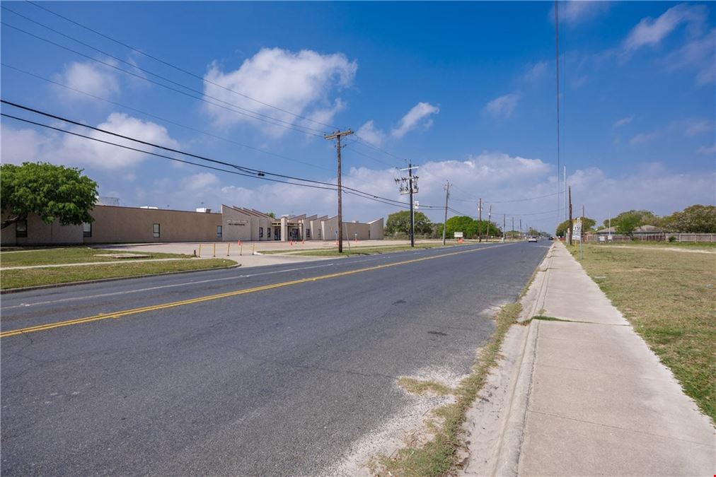 2250 Waldron Rd