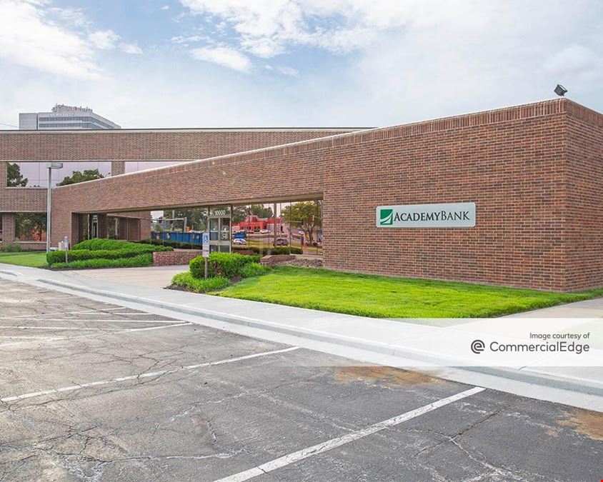 Corporate Woods - 10000 College Blvd