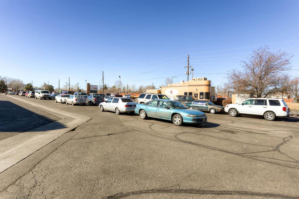Hillcrest plaza