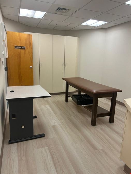 955 Main Street - Suite 305