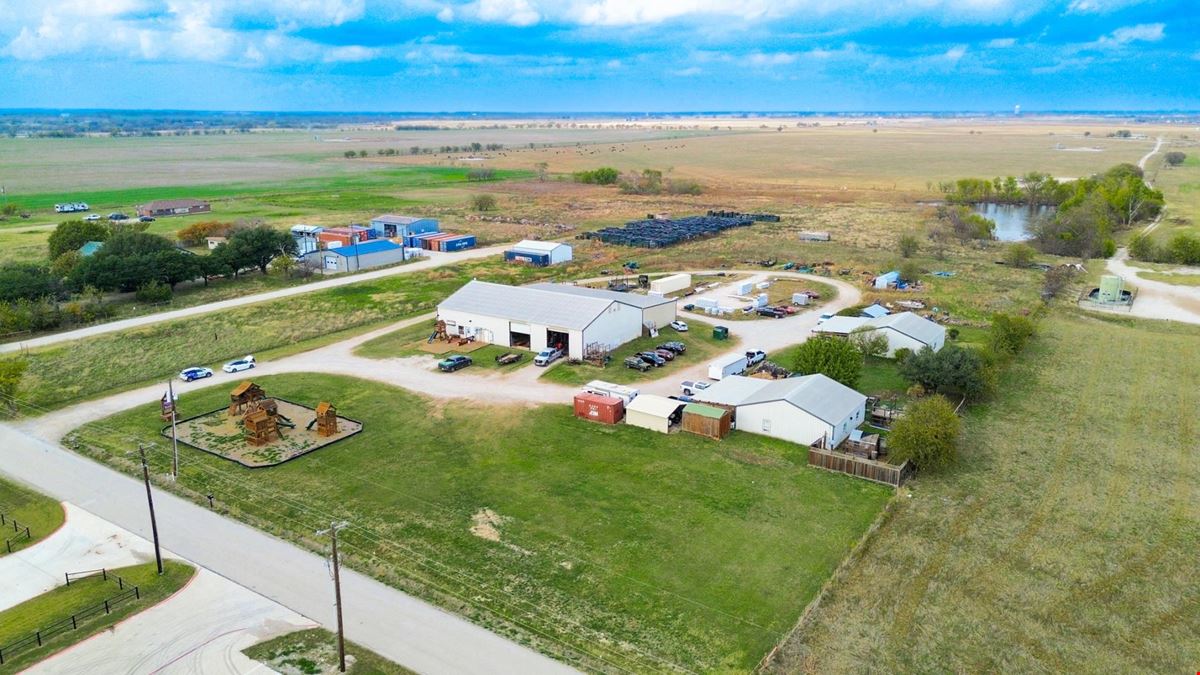 9510 Swafford Rd, Justin, TX