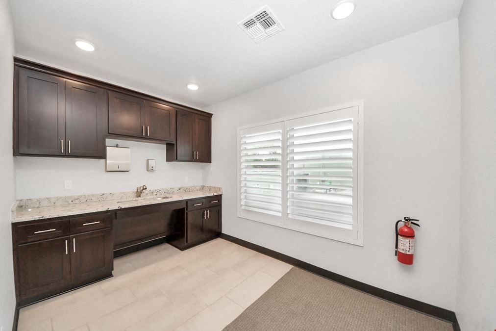 Premier Sugar Land Owner-User Office Condo