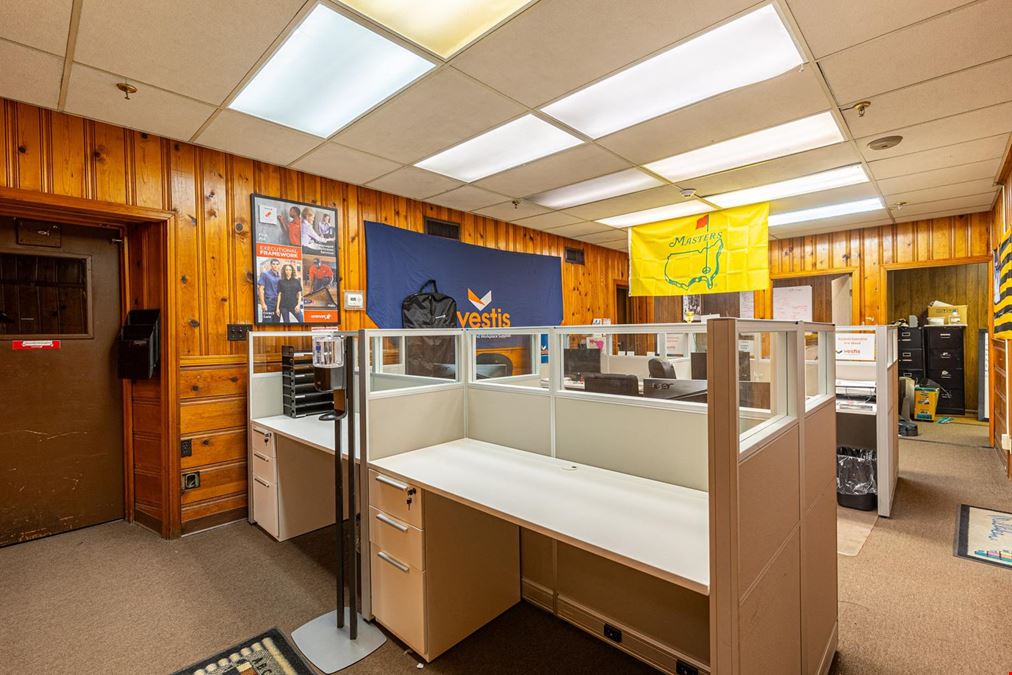 Industrial Building For Sale/Lease