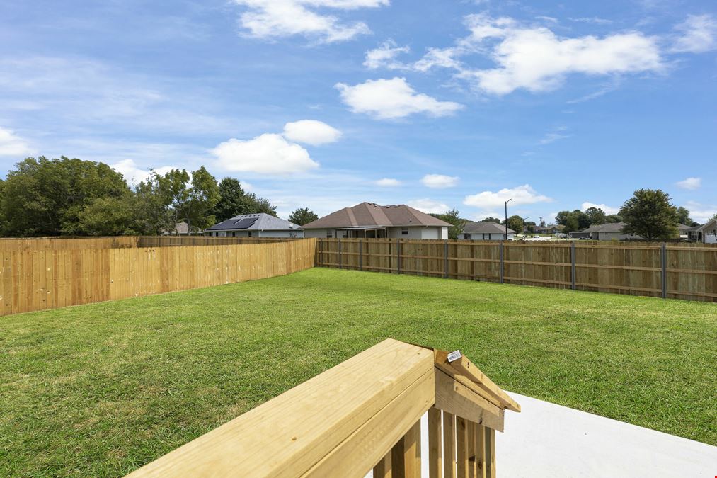 WESTBURY GARDENS | 94-UNIT SFR & DUPLEX STYLE RENTAL PORTFOLIO