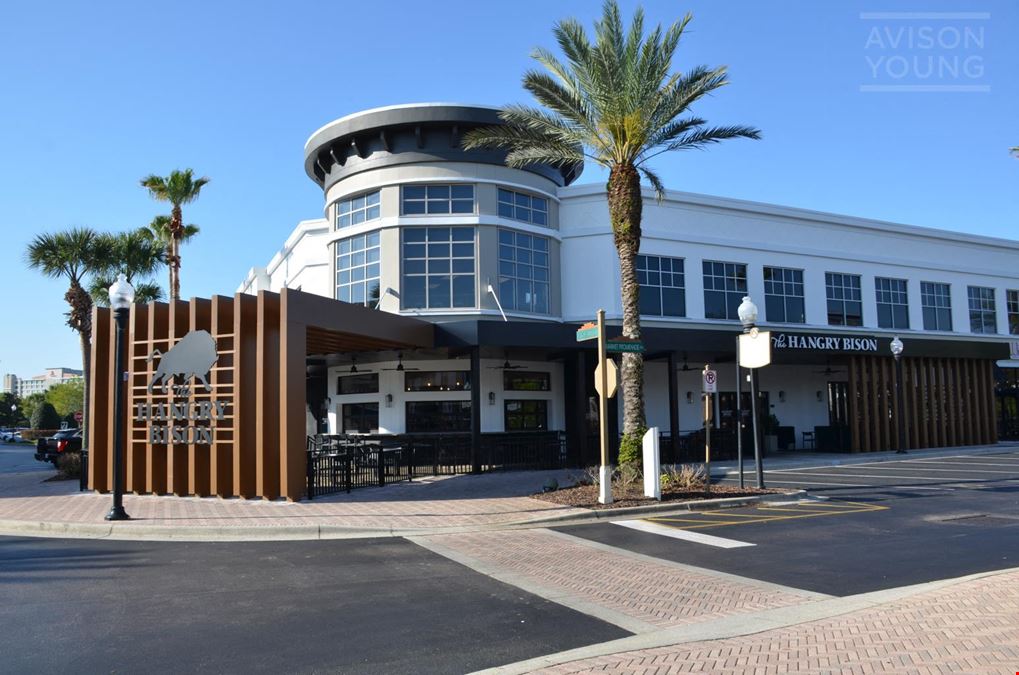 Colonial TownPark Office Above Retail