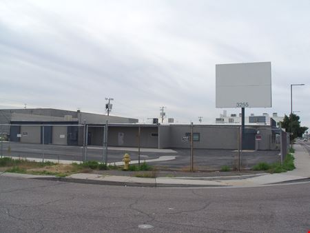 Preview of Industrial space for Rent at 3255 E Washington St
