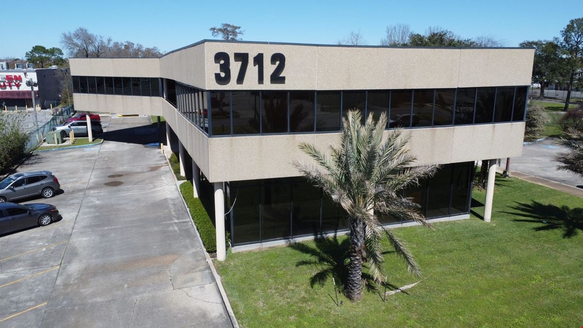 3712 Macarthur Blvd