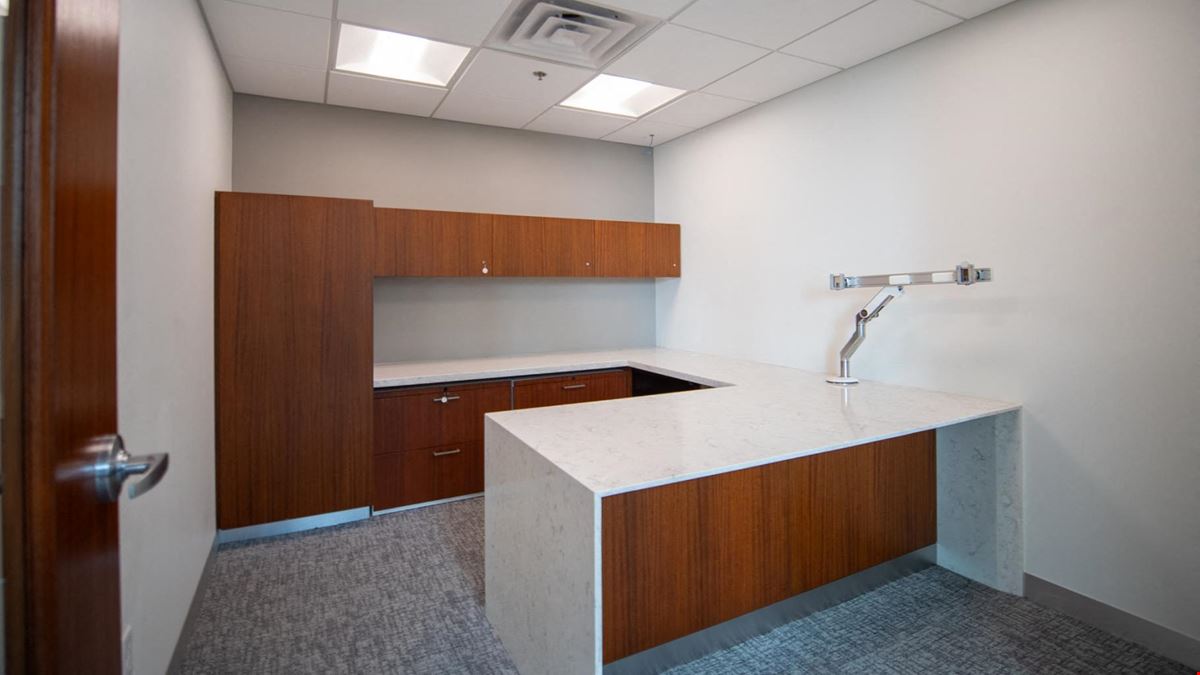 Marriott Subway Level Suites